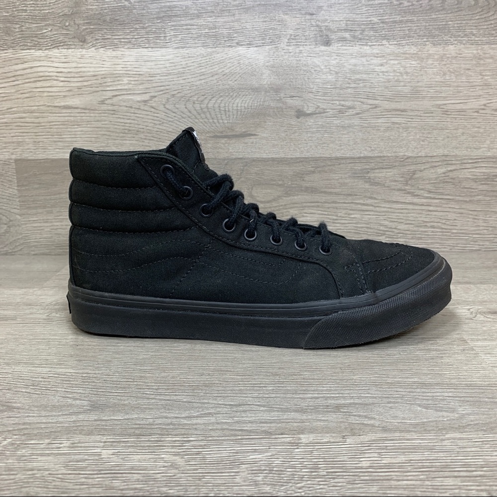 Vans Off The Wall Black High Top Lace Up Skateboarding Sneaker